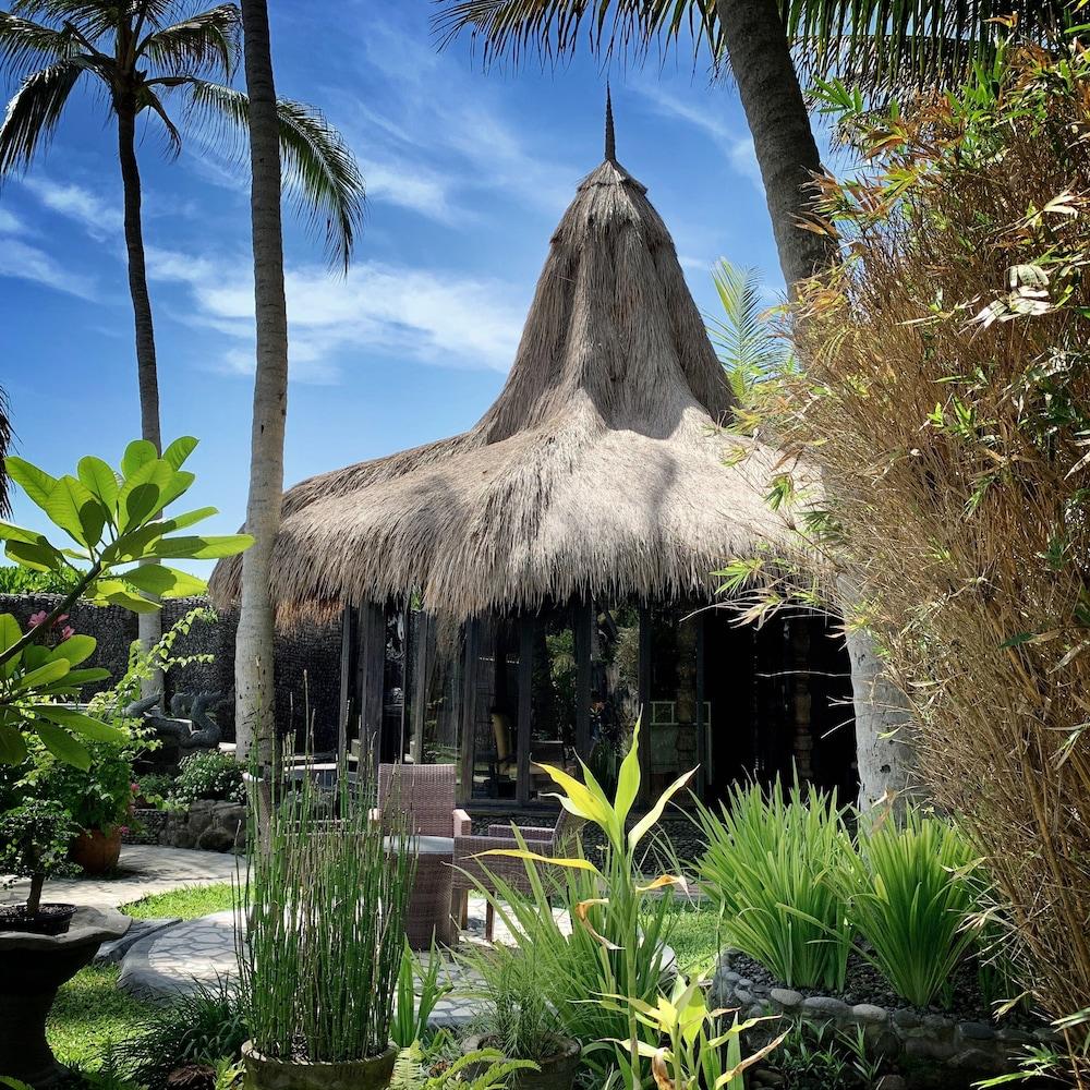 Most Exotic Beachfront Villa Keong Tabanan  Exterior photo